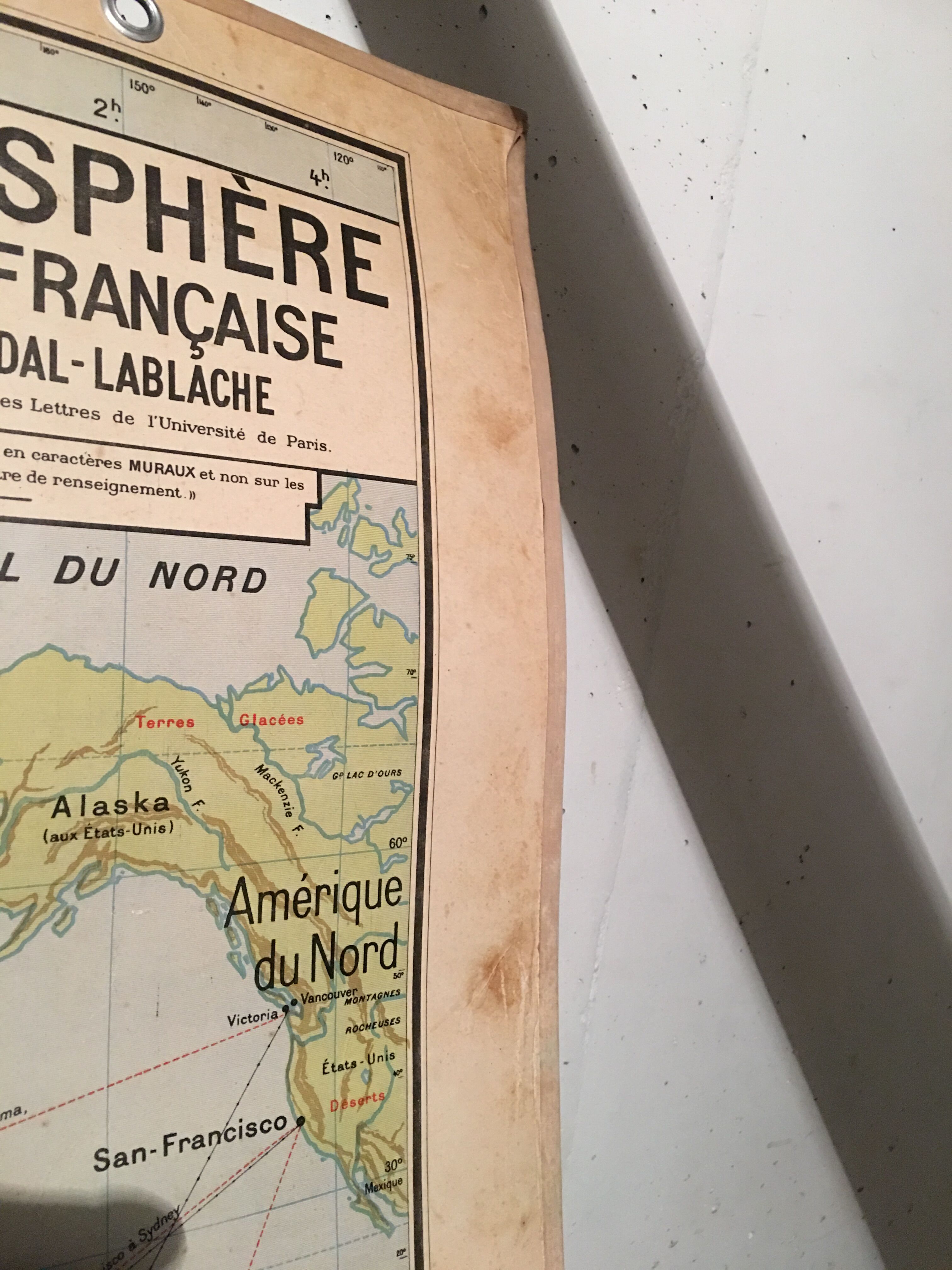 Armand colin school map