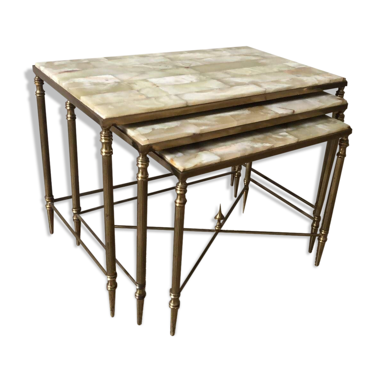 Coffee table trundles