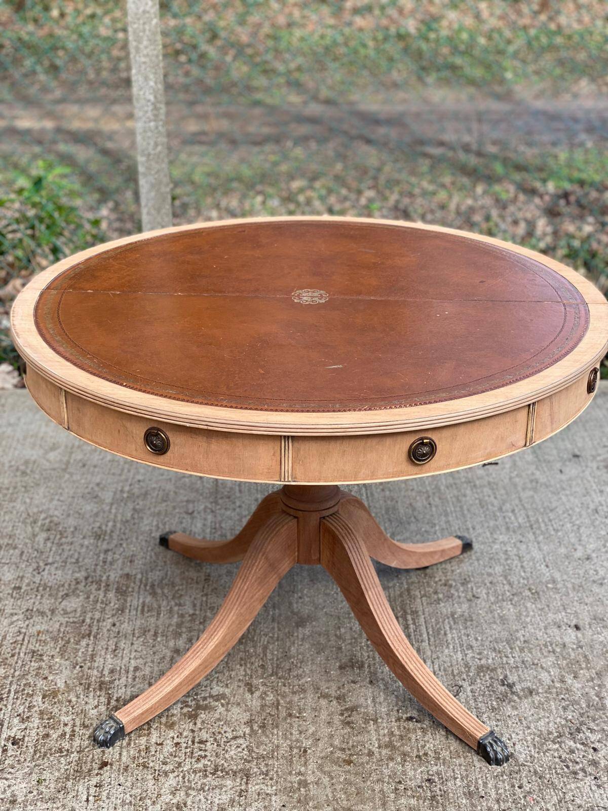 Round extendable table in Empire style, renovated with Bordeaux leather and raw wood, 168cm.