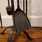 Fireplace stand with 4 wrought iron and bronze accessories