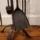 Nécessaire de cheminée support avec 4 accessoires fer forgé et bronze