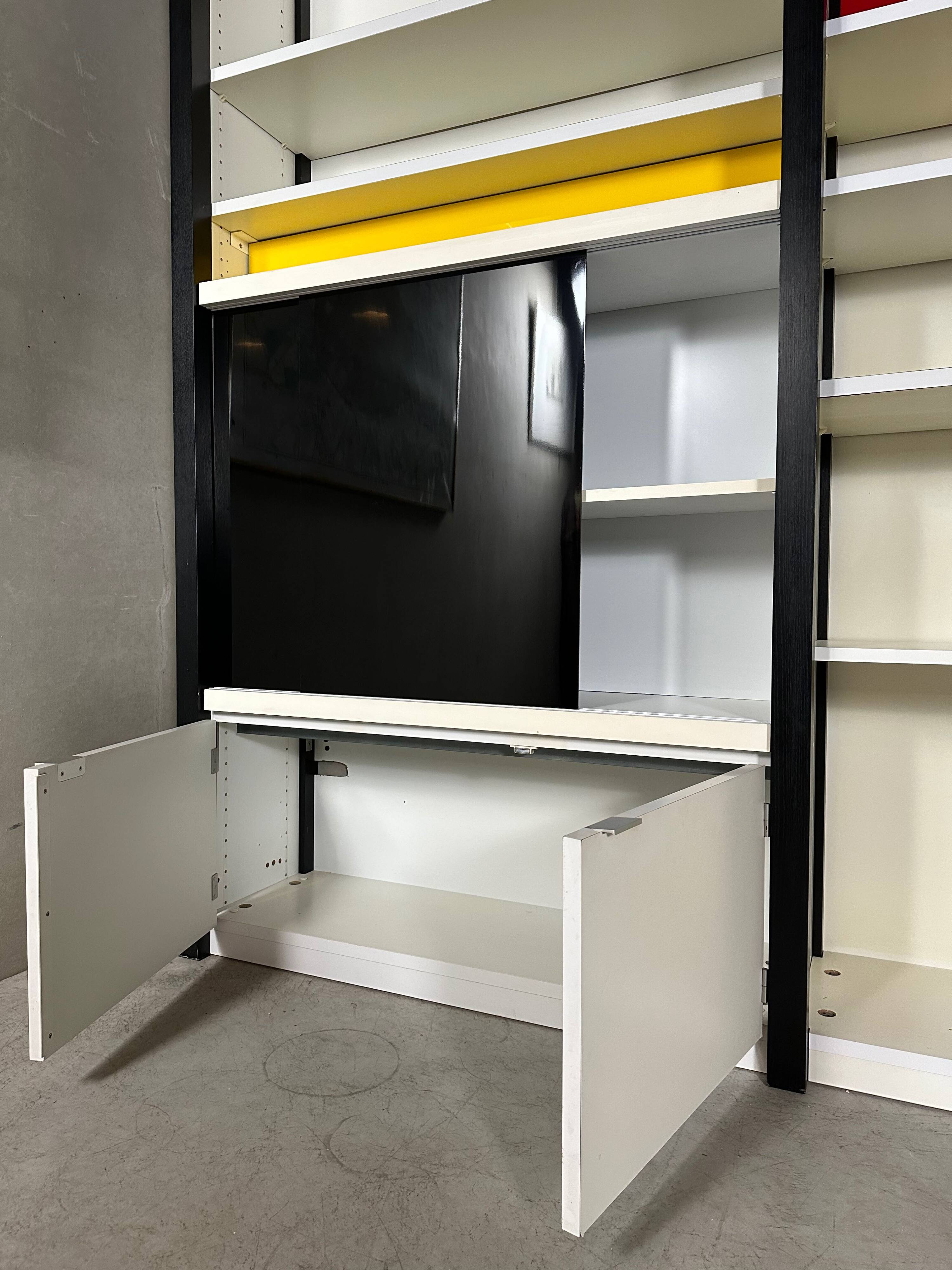 Vintage design XL wall cabinet – Hörz
