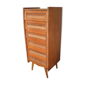 Chest of drawers