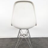 Chaise Vitra Eames DSR rembourrée grise