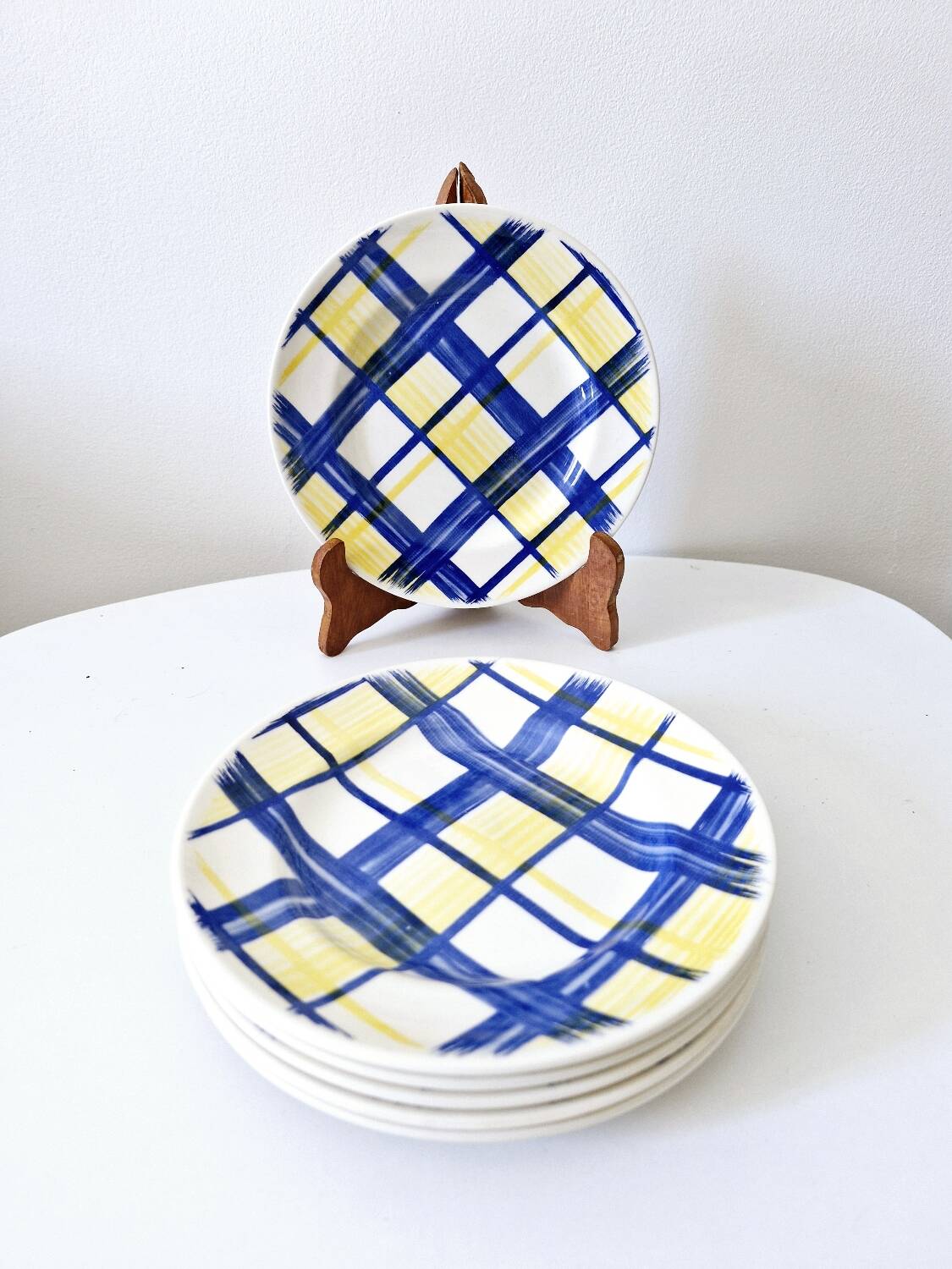 6 vintage English dessert plates
