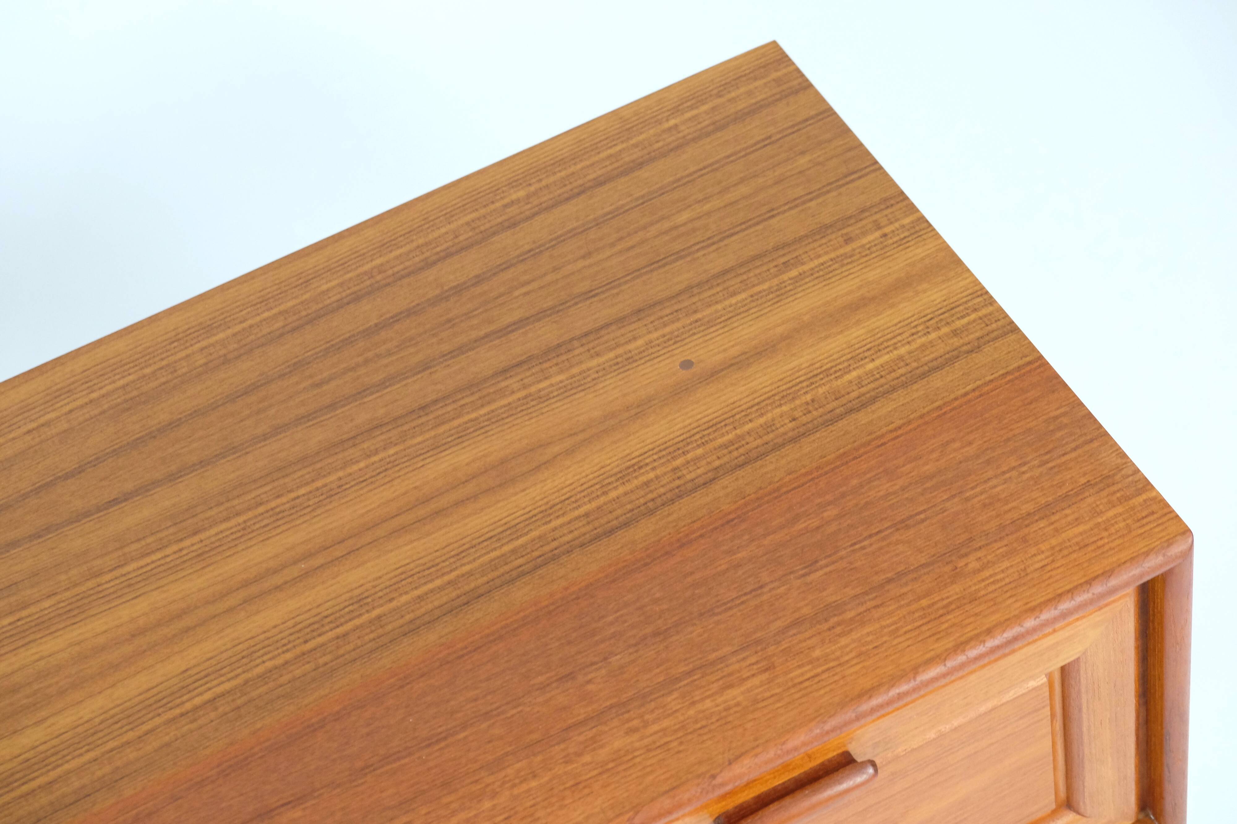 Vintage teak lowboard chest of drawers sideboard drawers 60s 70s