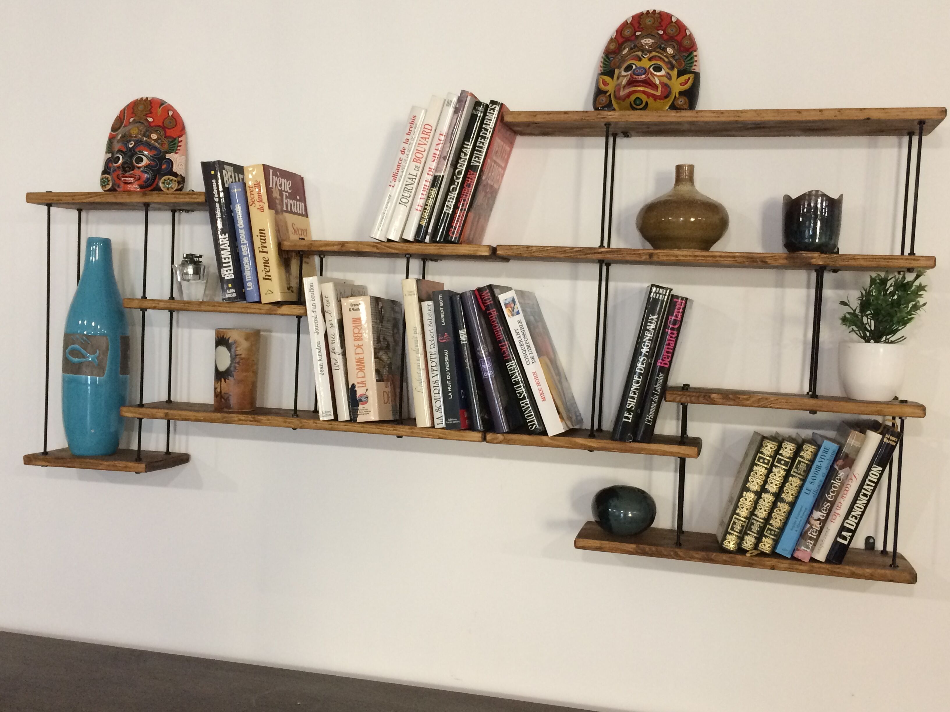 Wall shelf