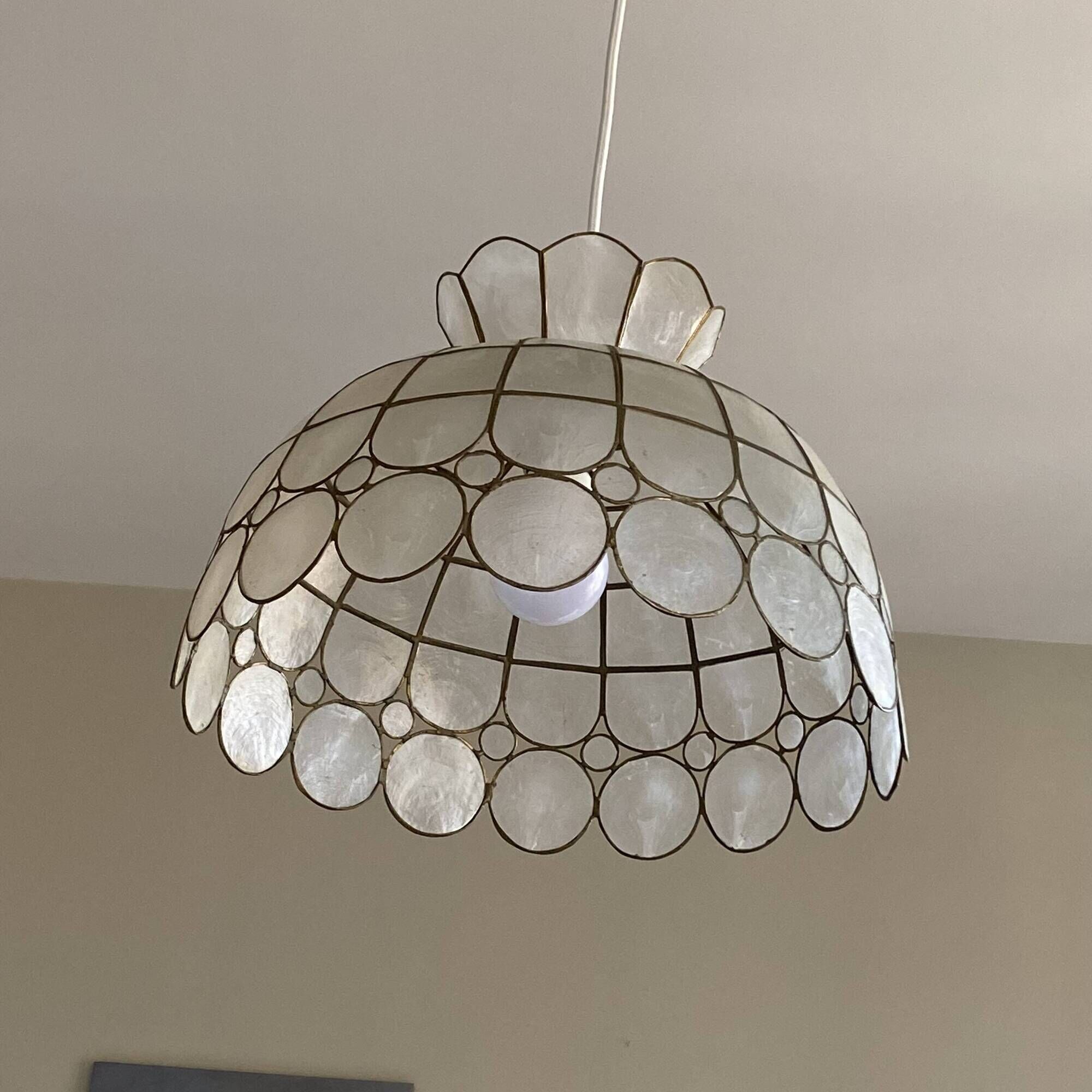 Suspension lampshade in mother-of-pearl 1950 vintage light fixture
