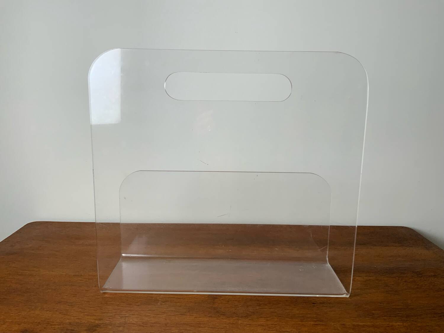 Plexiglass magazine rack
