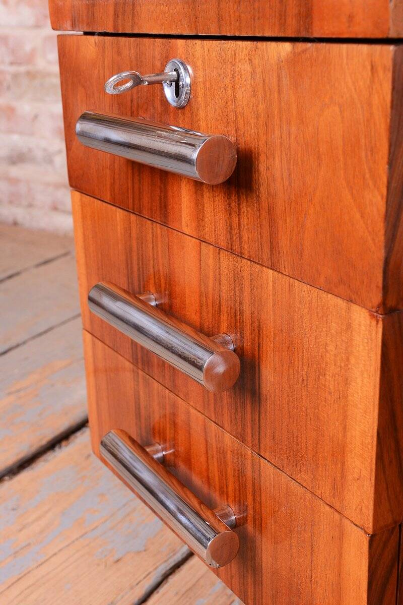 Czech Bauhaus Writing Desk in Walnut attributed to A. Lurcat for Kovona, 1920s