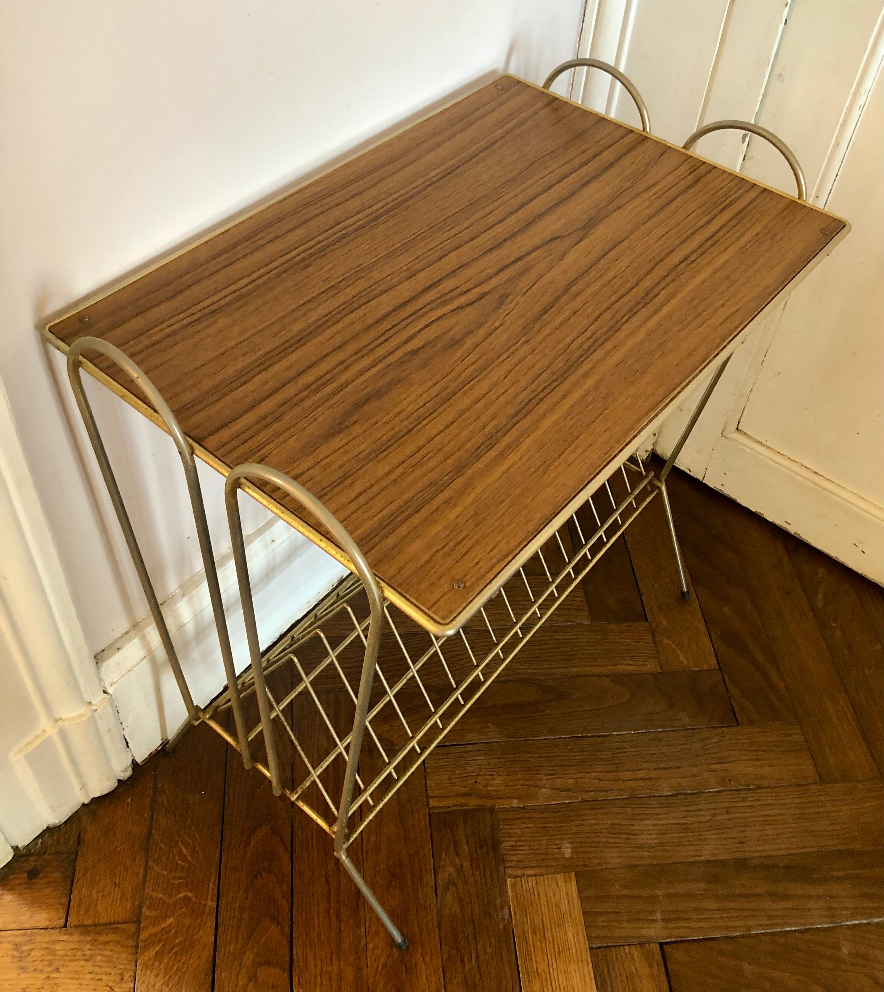 Magazine holders, vinyls