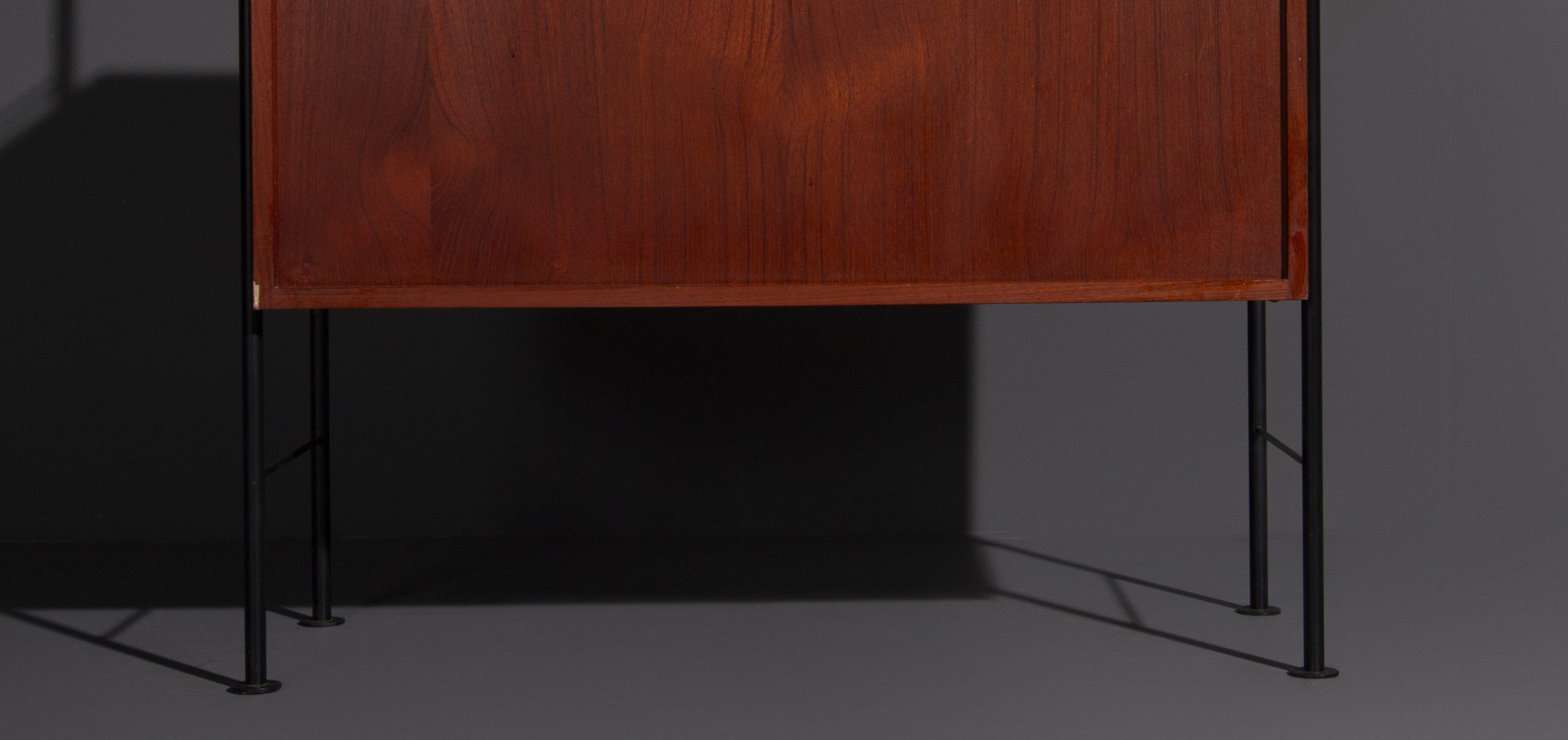 Vintage design wall shelf produced by Holz-pfel