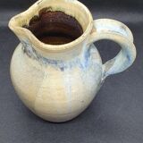 Sandstone pitcher