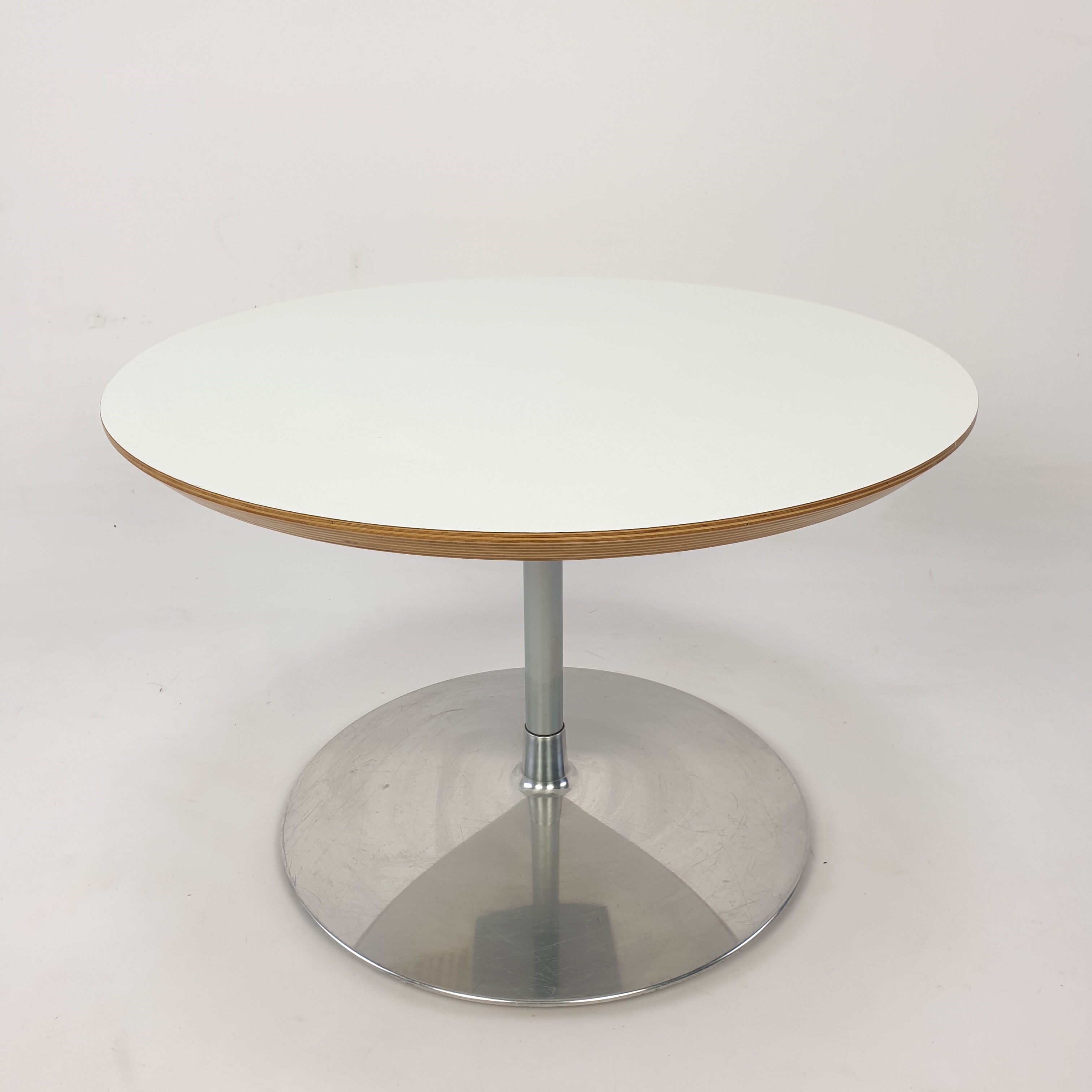 Round Coffee Table by Pierre Paulin for Artifort, 1990s