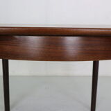 Scandinavian Modern Extendable Oval/Round Dinning Table, 1960, Denmark