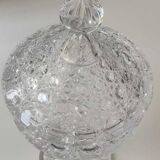 Large lead crystal candy dish/Drageoir. Tritschler Winterhalder. Dome shape, faceted patterns. Dim 30 x 15 cm