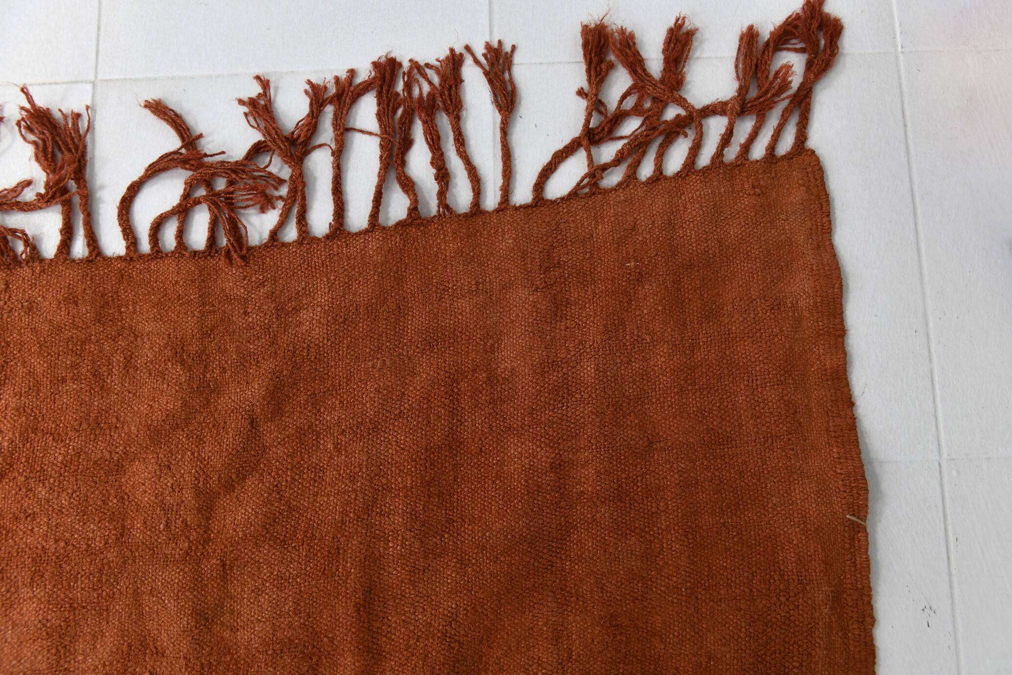 Tapis Kilim vintage fait main en terracotta 5x10, 164x305 cm