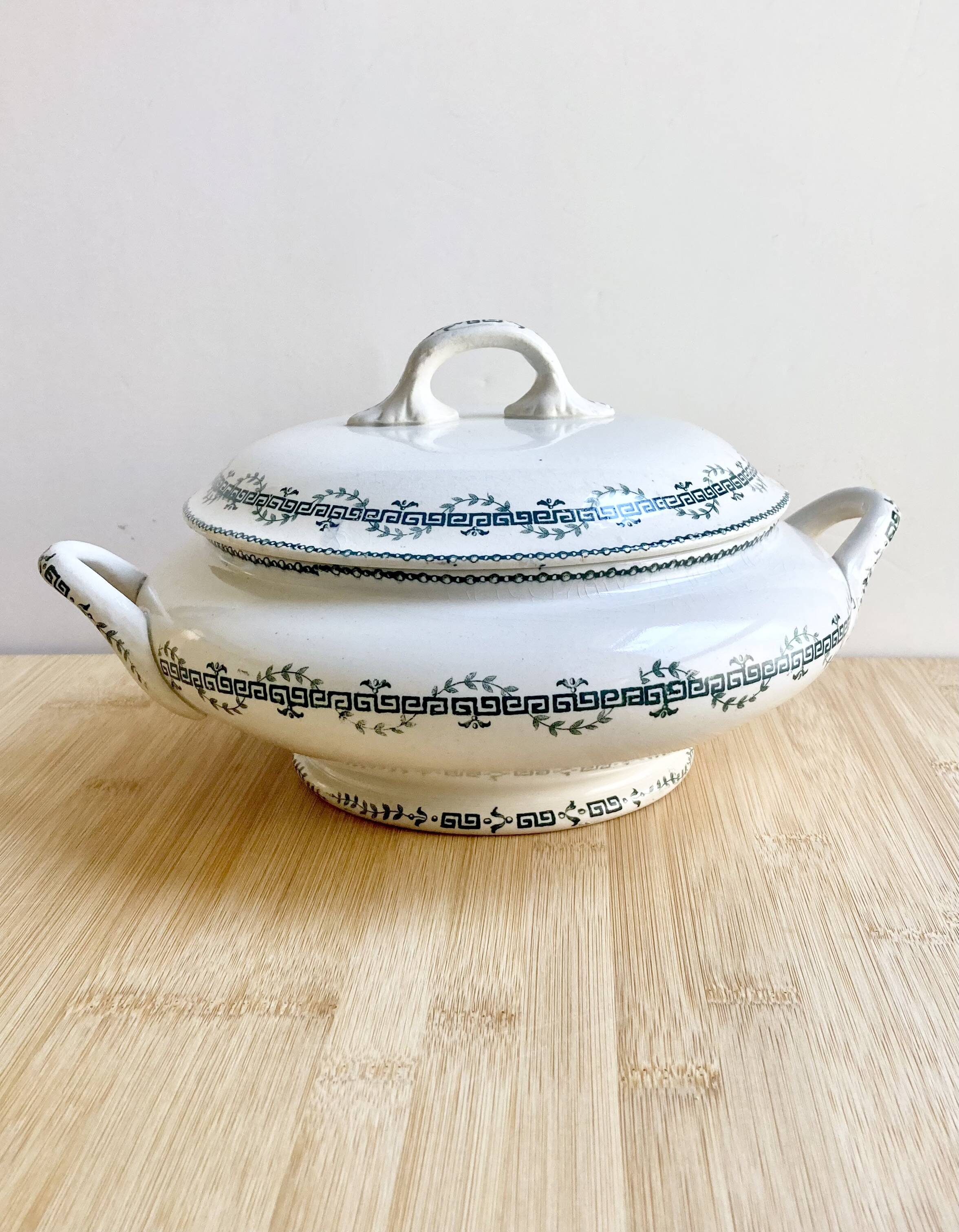 19th century "opaque Gien" iron clay tureen