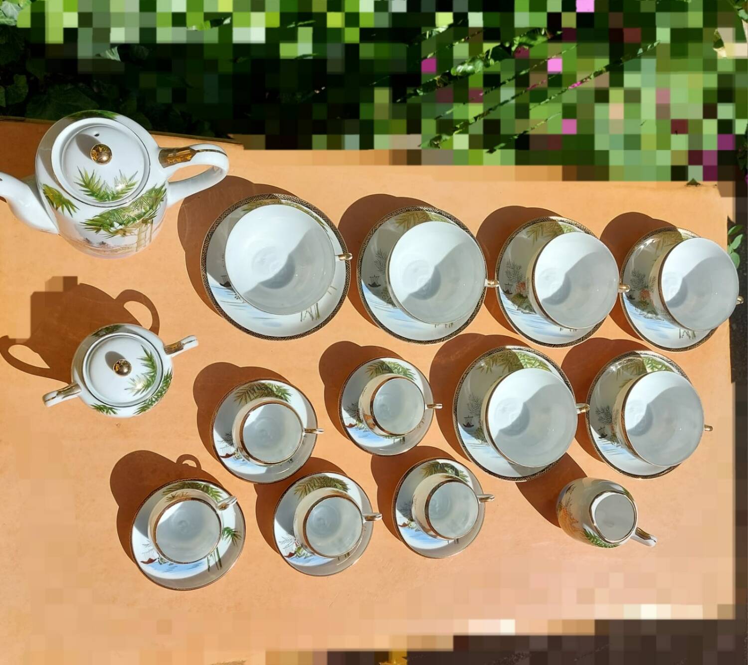 Fine Chinese porcelain tea and coffee set