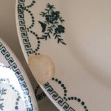 Suite assiettes Terre de Fer décor vert fleurettes St Amand