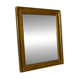 Miroir vintage en bois à poser ou à suspendre de couleur dorée