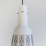 Arab opaline suspension