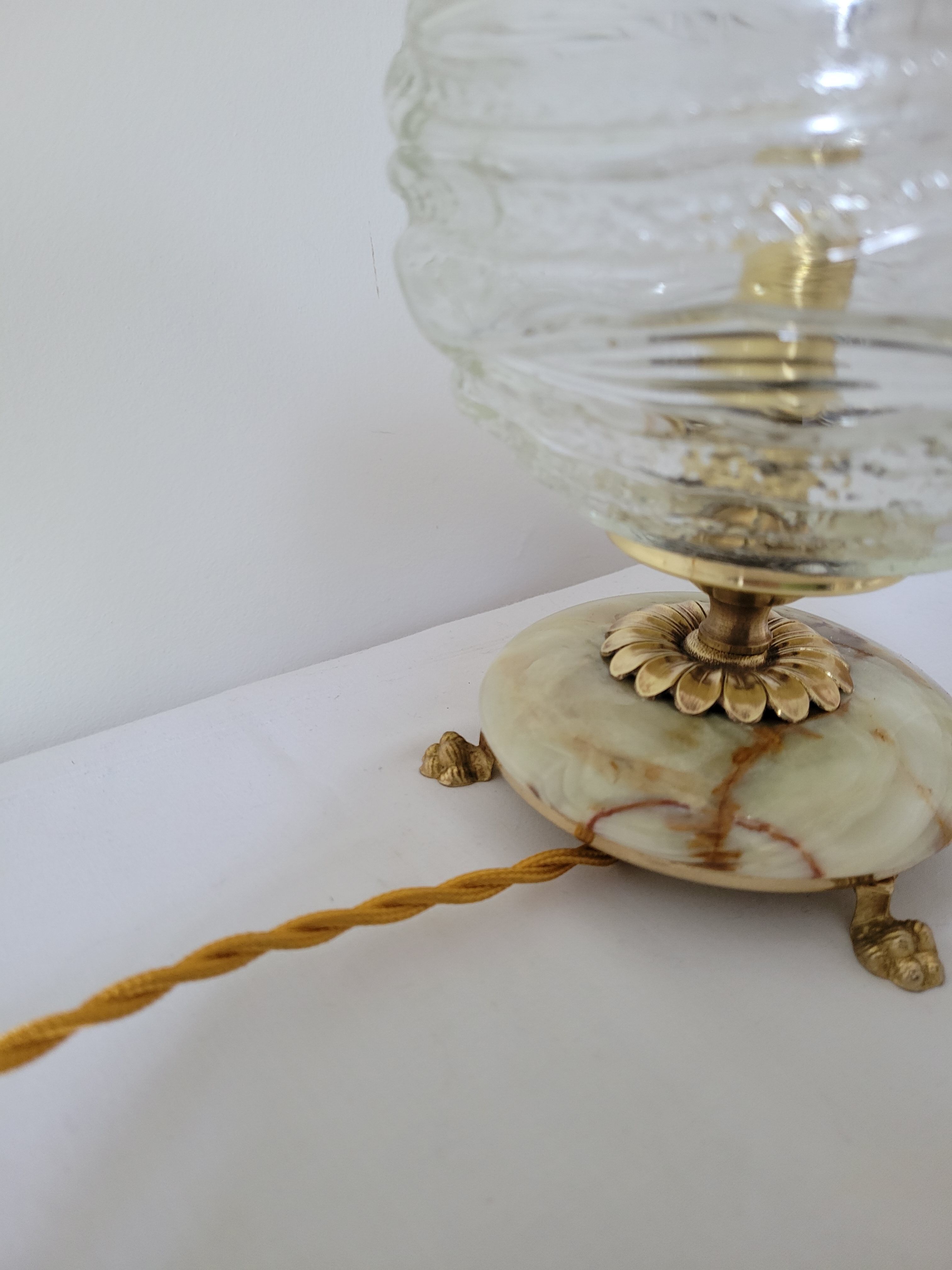Onyx lamp, brass and glass