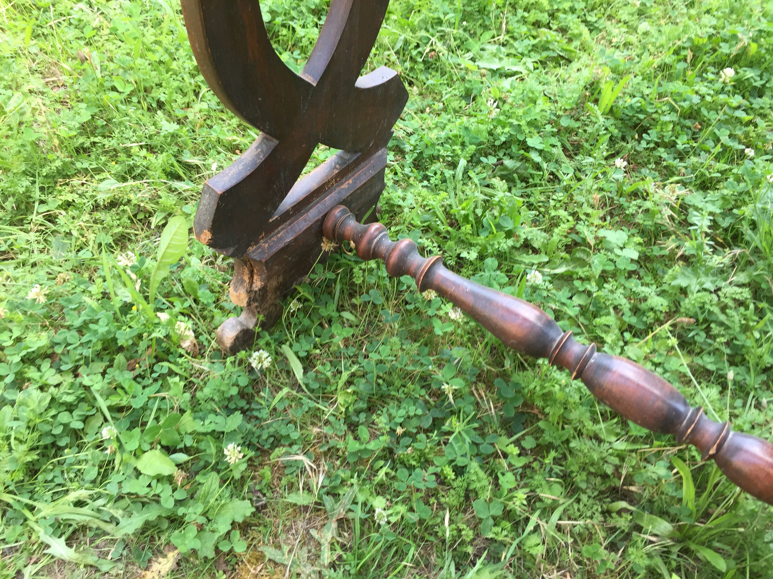 Wooden, wrought iron and zinc planter
