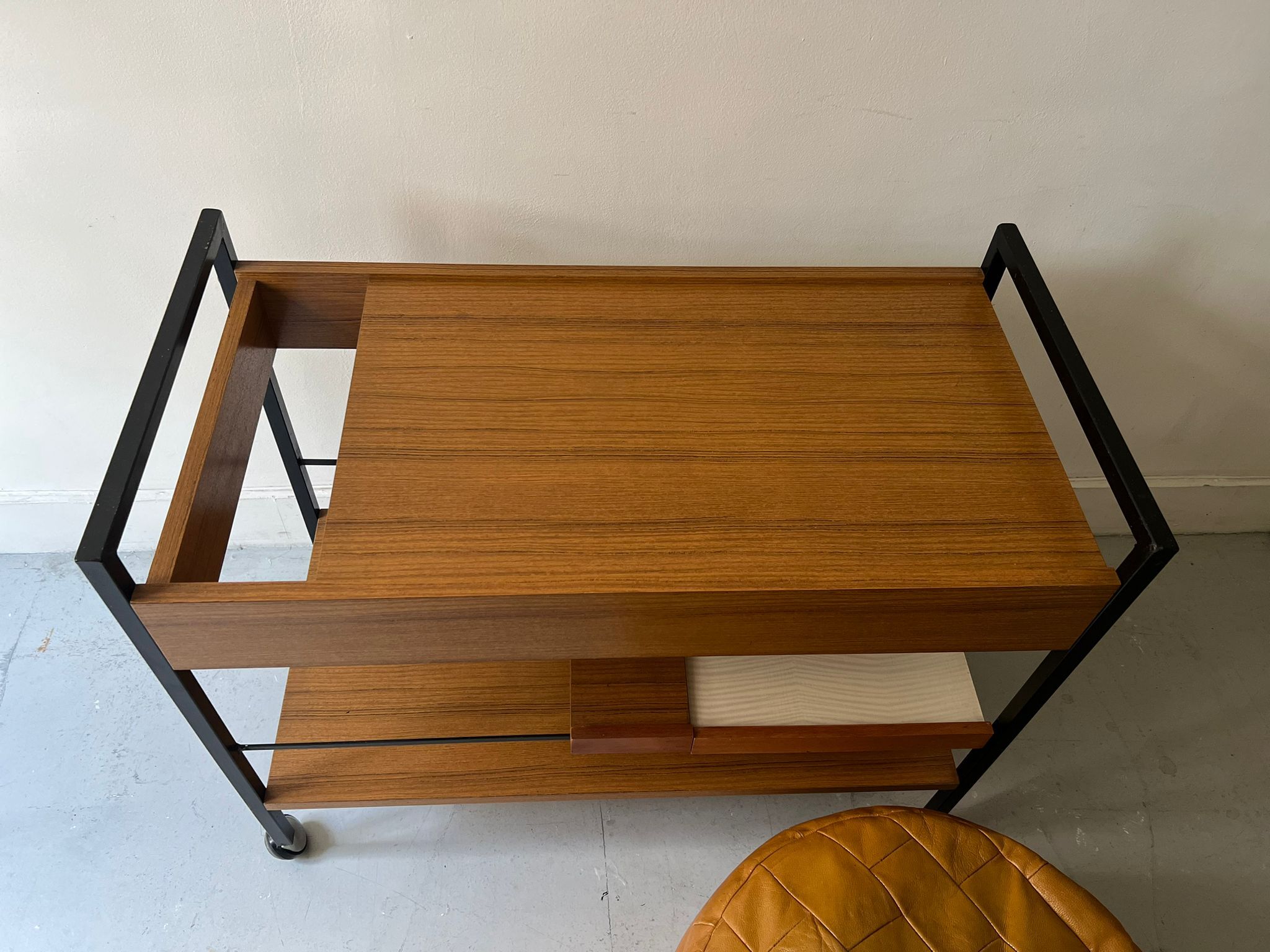 Desserte scandinave en bois et métal design 1970
