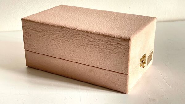 Verre et Rond de Serviette métal Argenté par UDNER