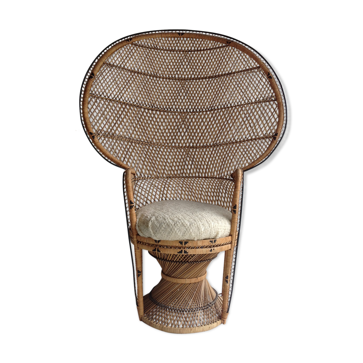 Emmanuelle chair