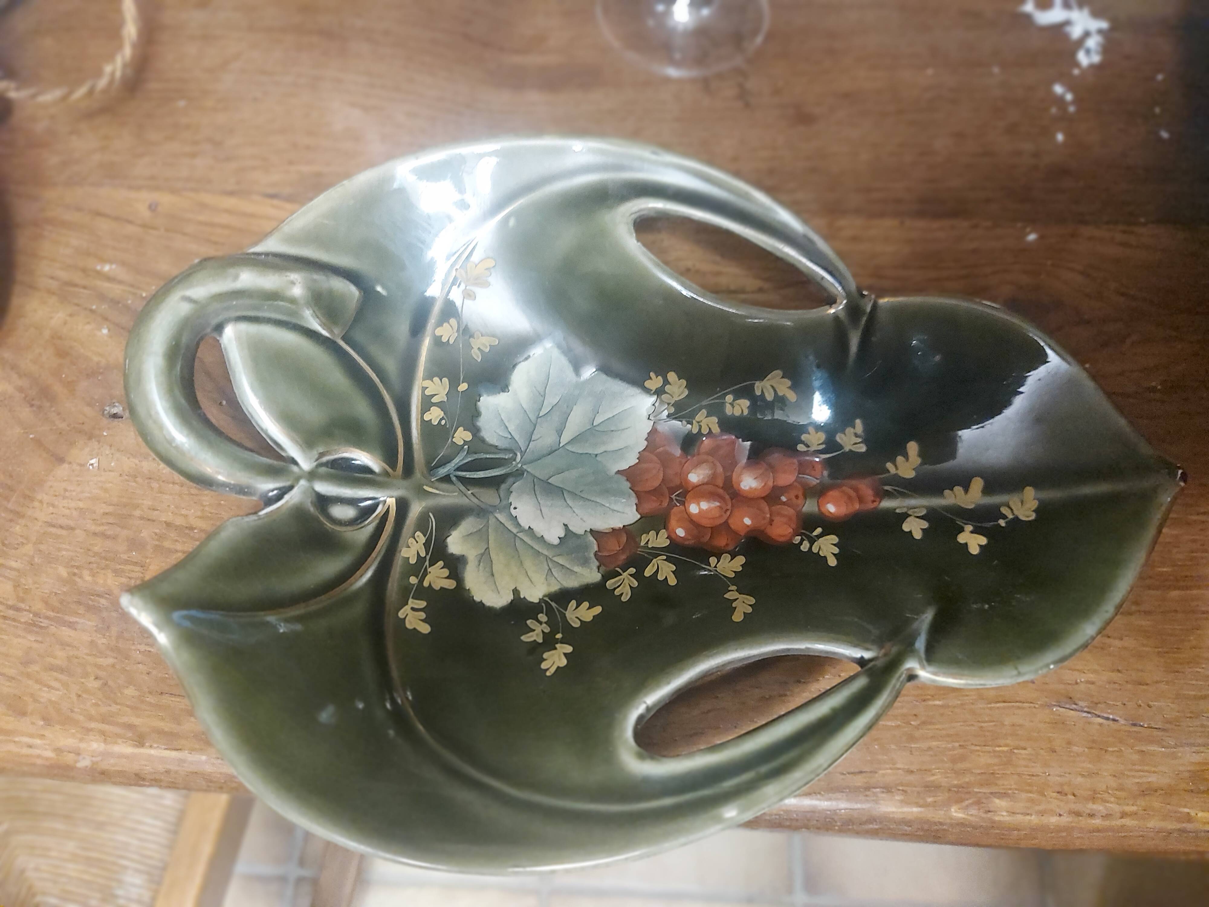 Art Nouveau barbotine vide poche from Fives-Lille