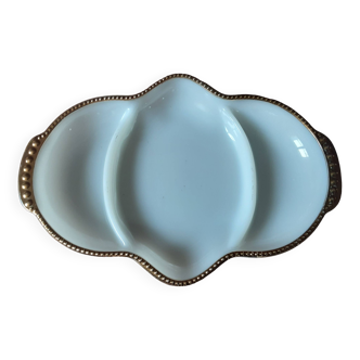 Dish with opaline compartments