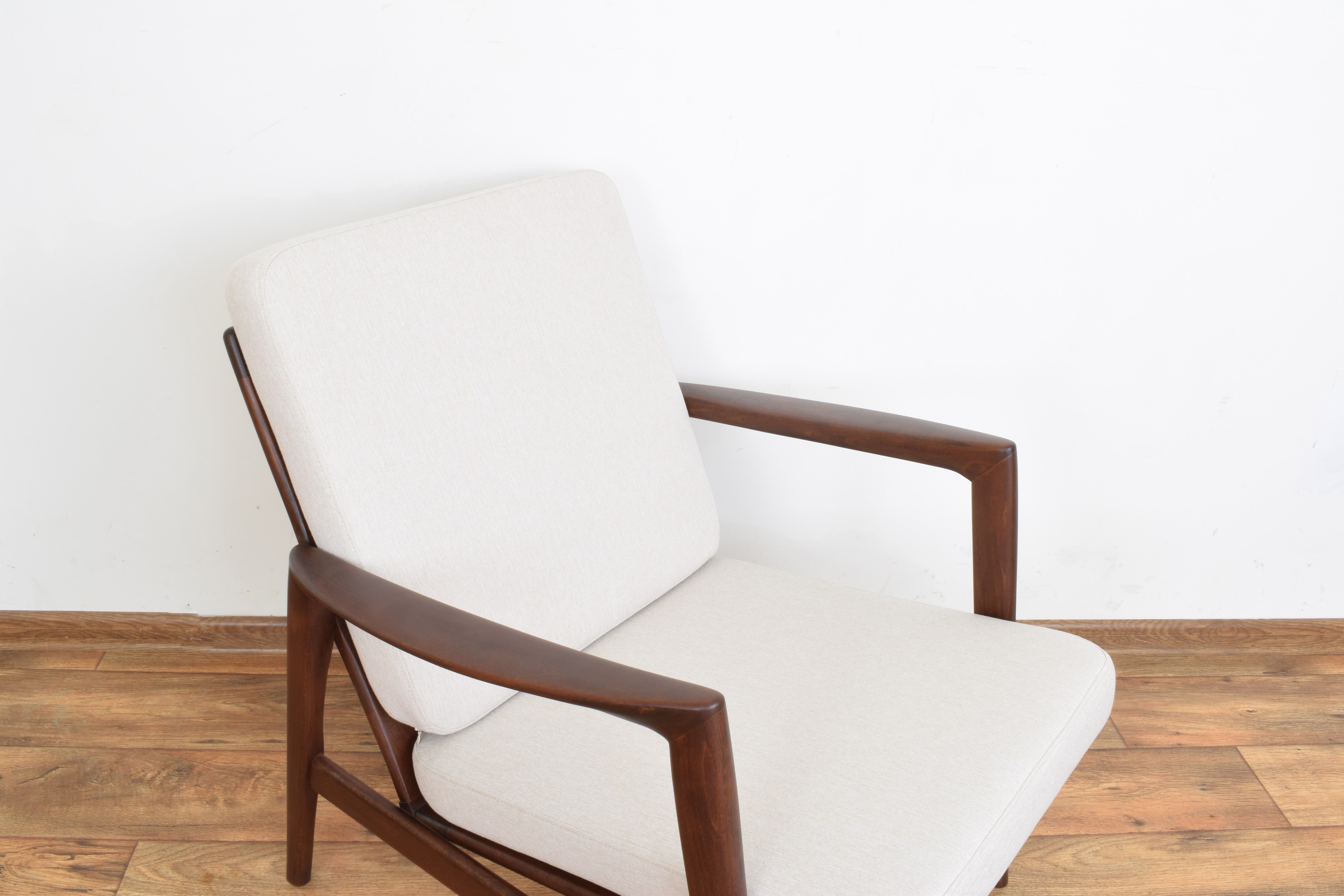 Mid-Century Polish Lounge Chairs „Stefan”, 1960