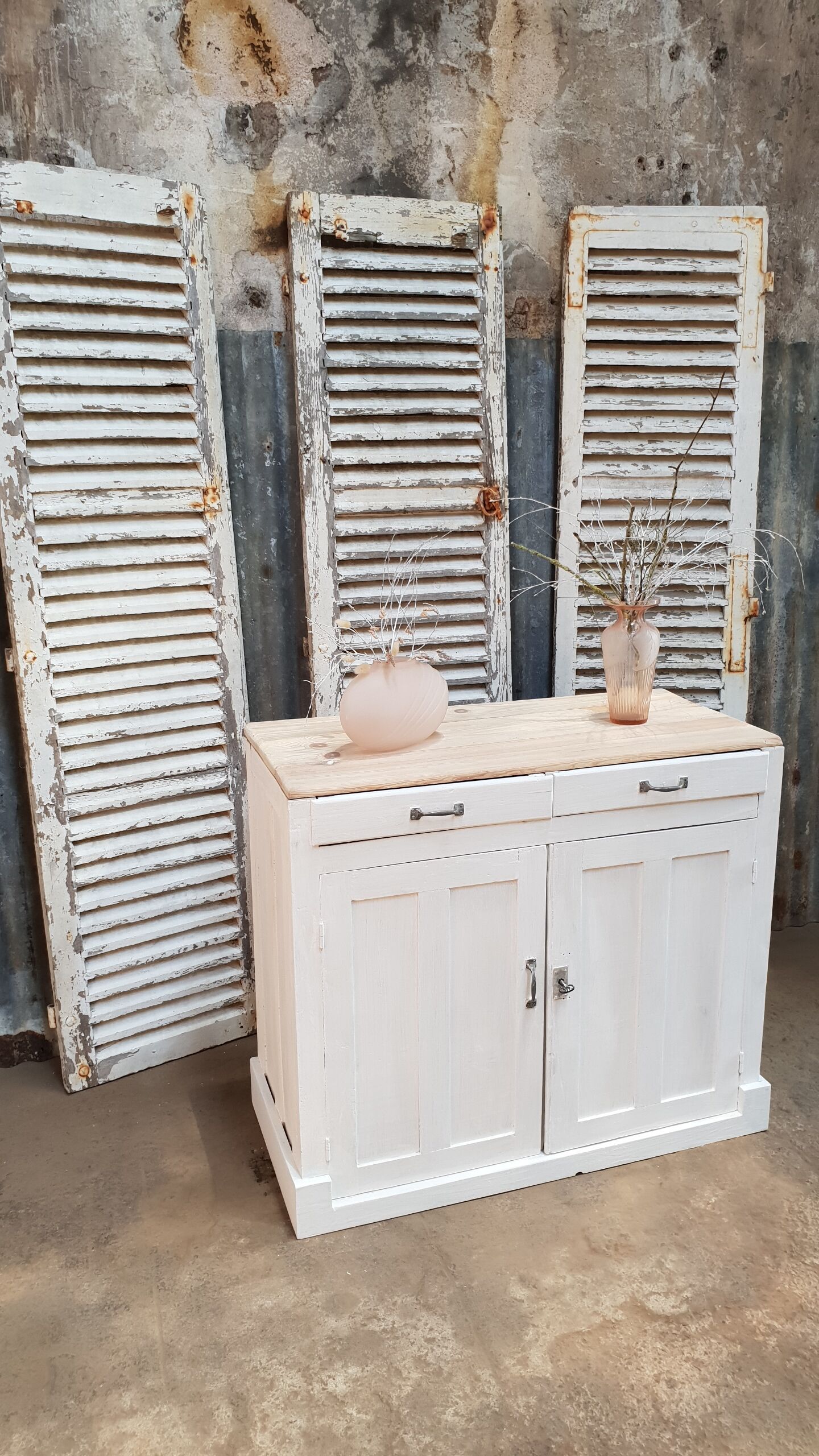 Buffet parisien vintage