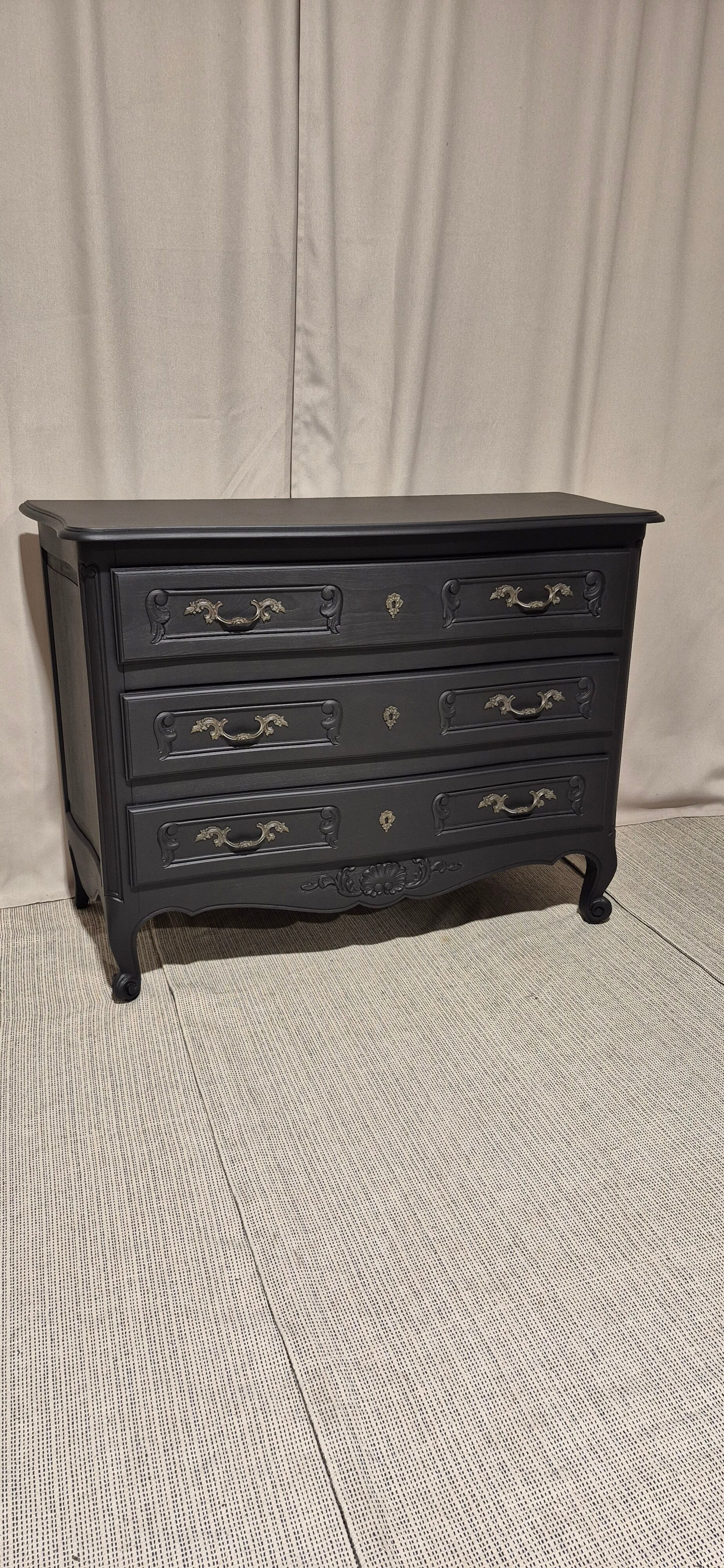 Louis XV commode
