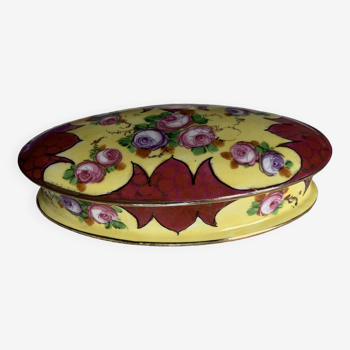 Oval limoges porcelain candy box in excellent condition