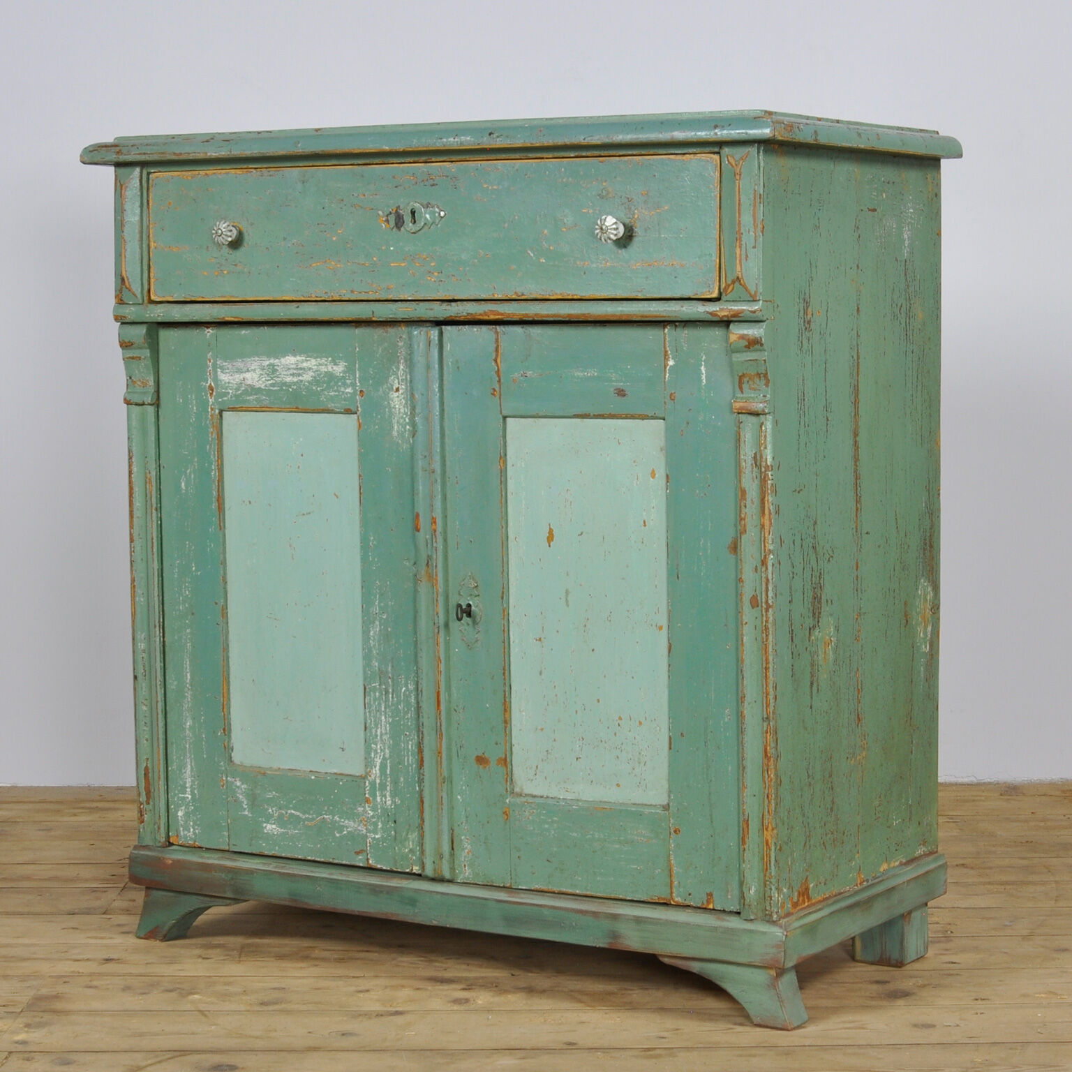 Vintage Pine buffet 1930's