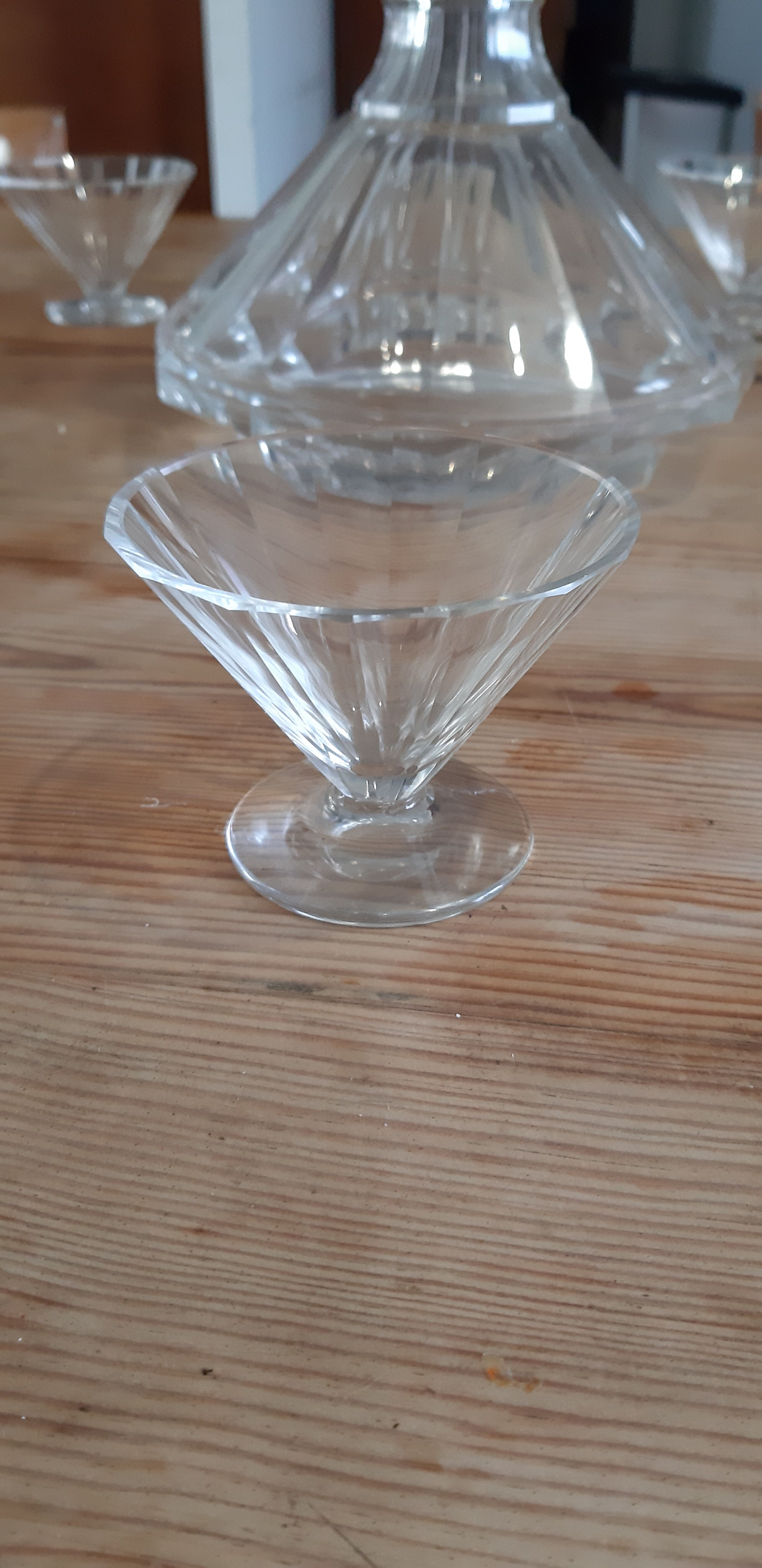Art deco crystal liquor service