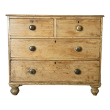 English chest of drawers made of pine wood
