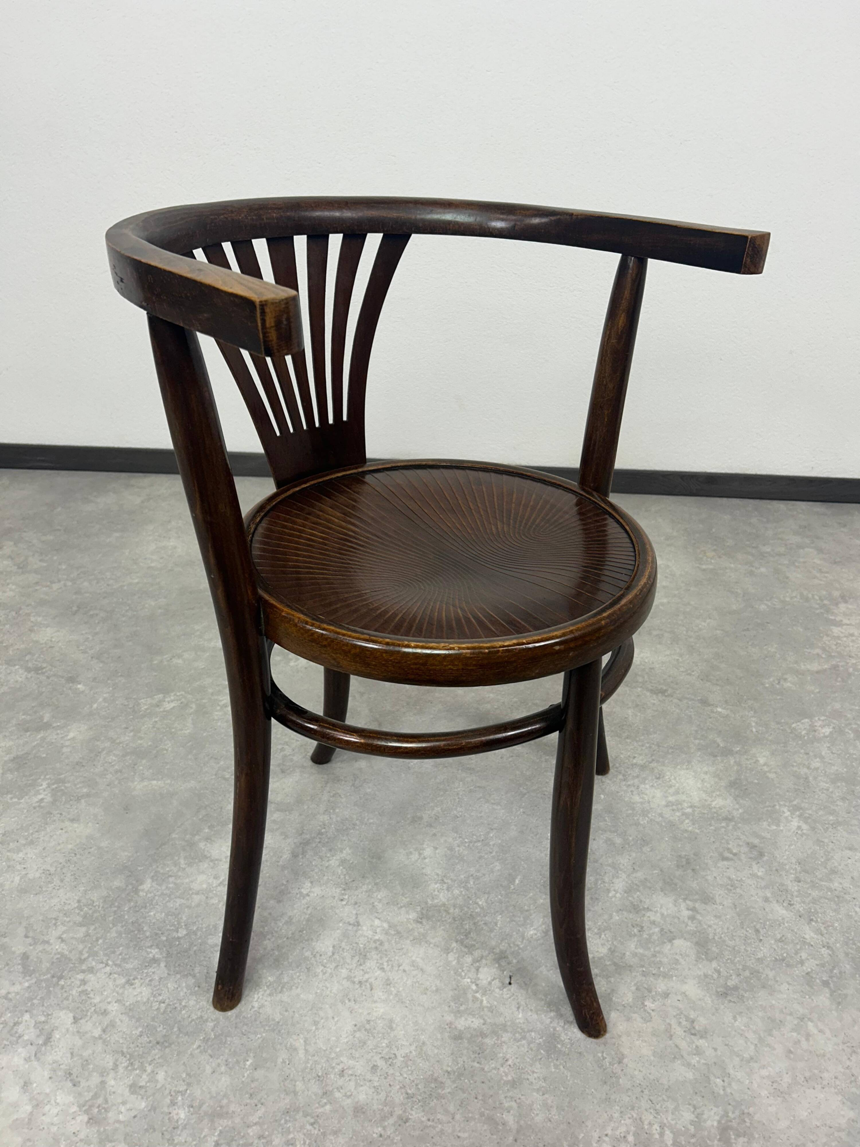 Set of 4 dining chairs by Thonet Debrecen