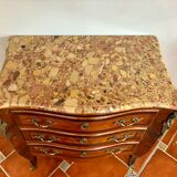 Petite commode style Louis XV