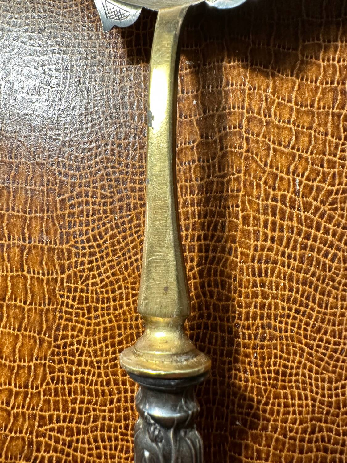 Cuillère à Sauce Art-Nouveau Décor Floral en Argent & Vermeil