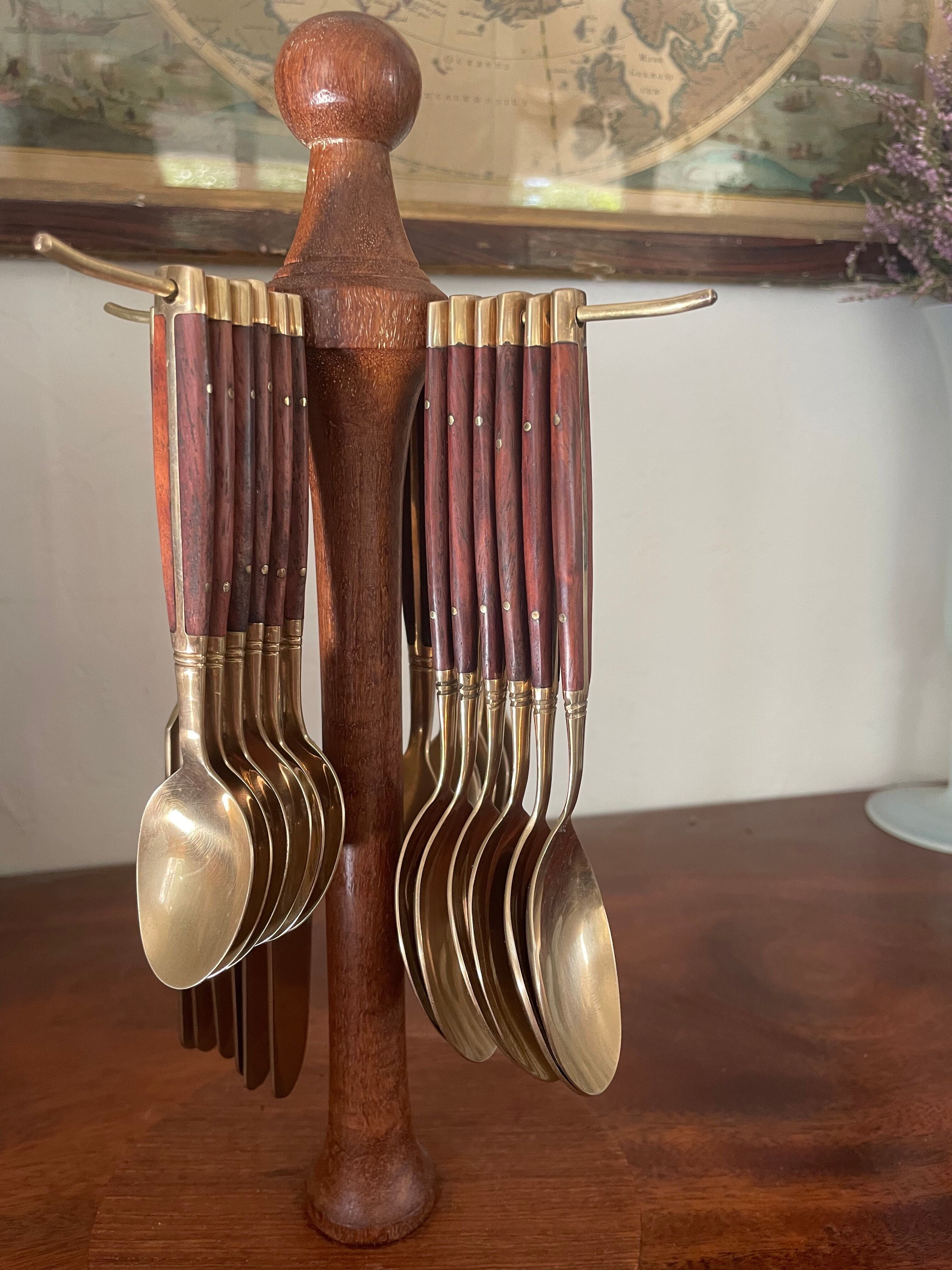 Cutlery in brass and rosewood 24pcs