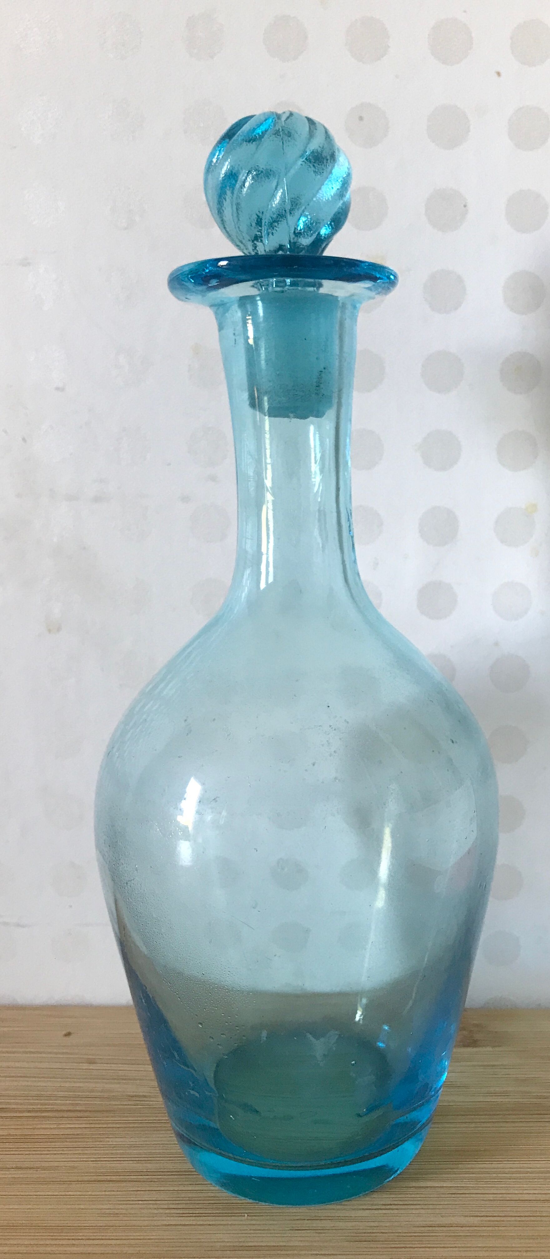 Carafe verre bleu