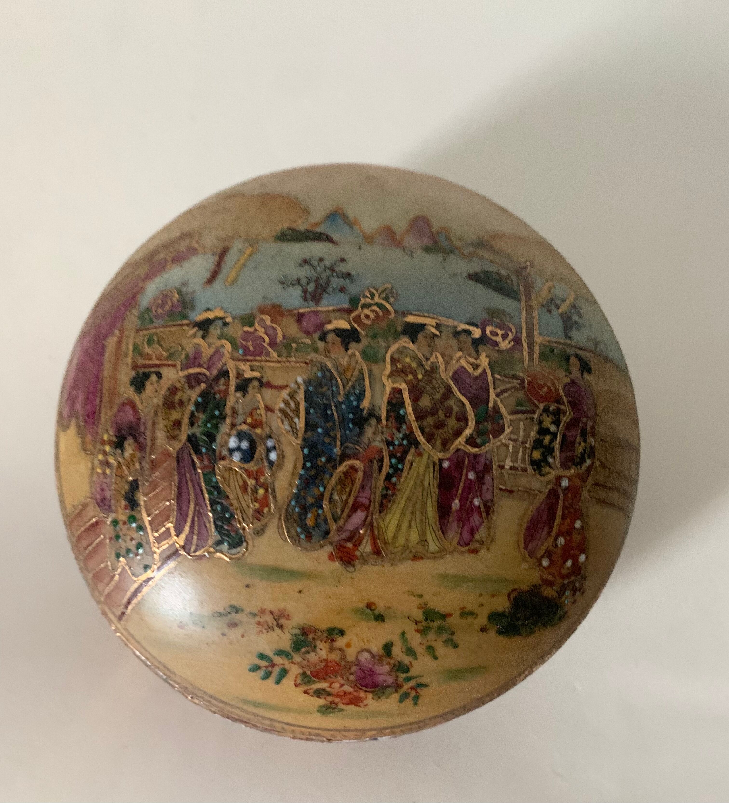 Satsuma porcelain box