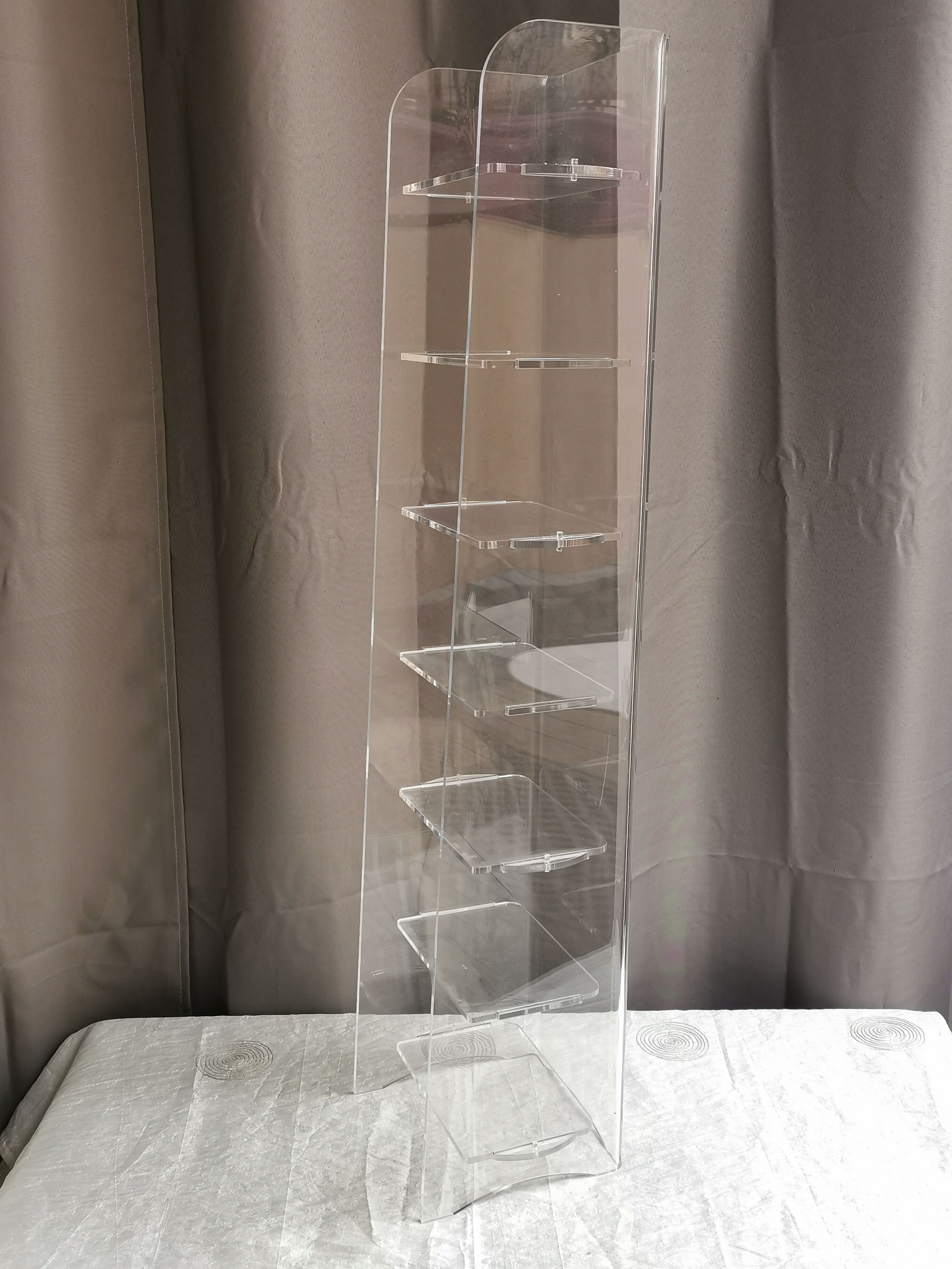 Etagère vintage en plexiglass