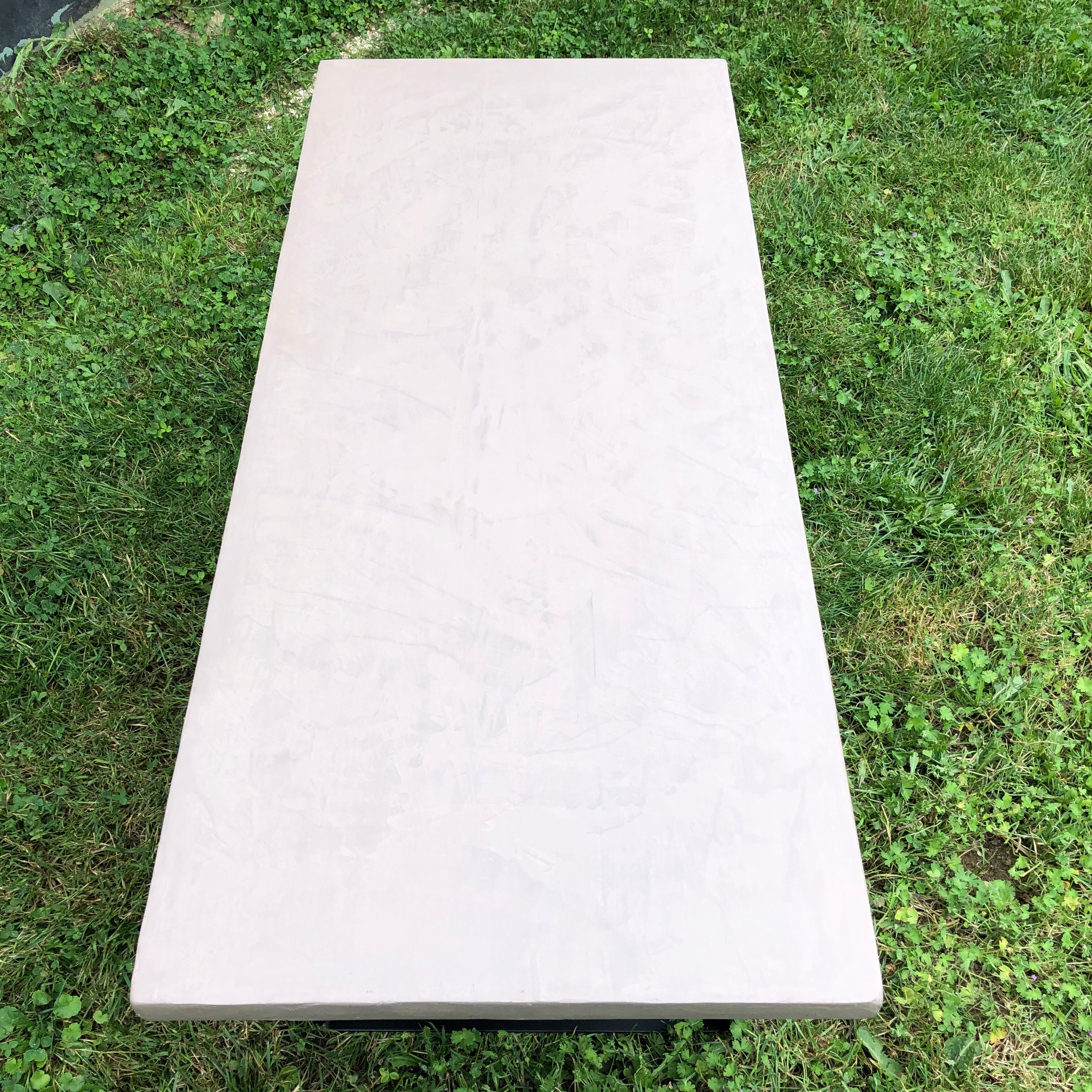 Coffee table concrete and black metal