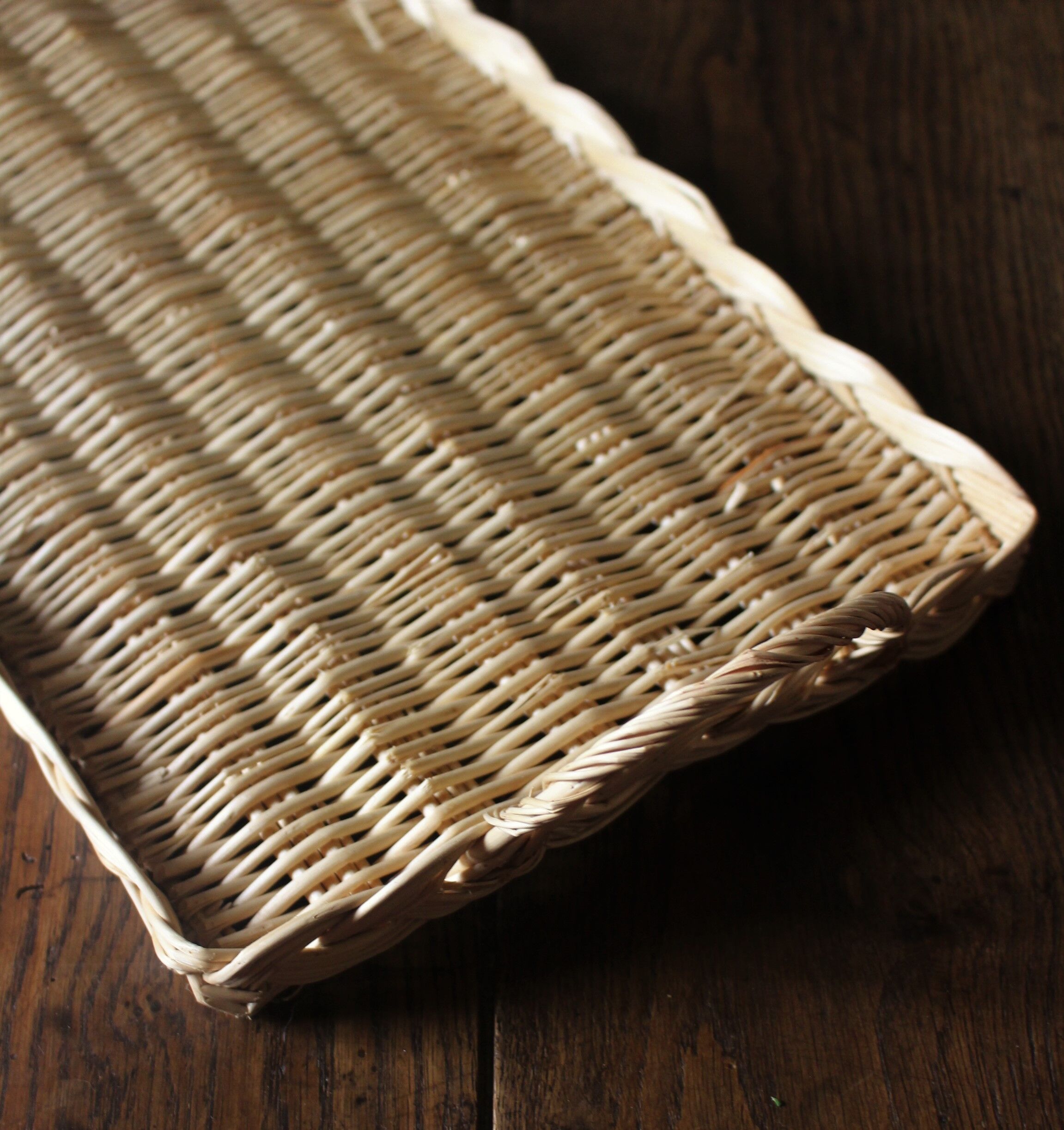 Rectnngle wicker tray vintage basketry