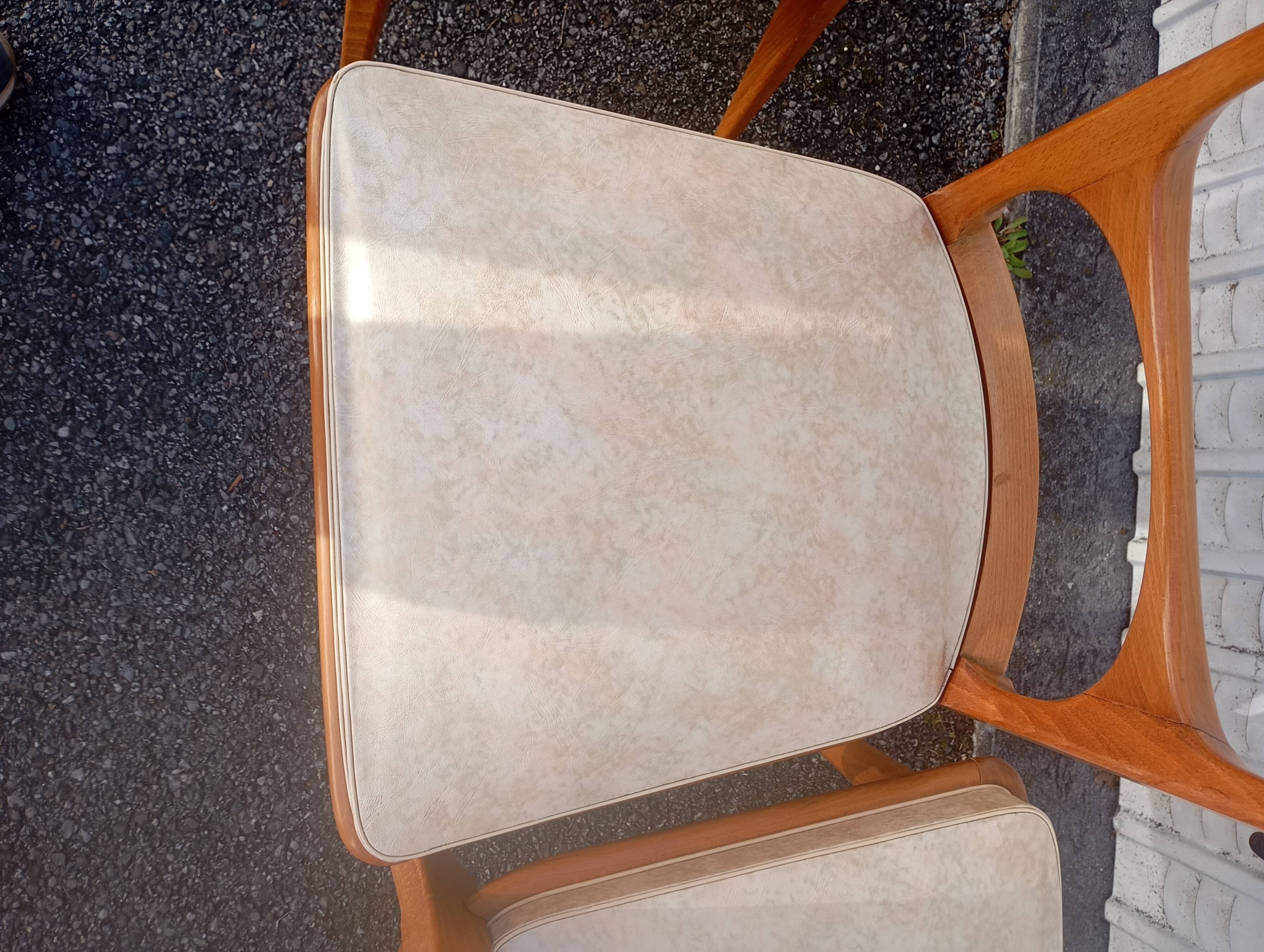 Chaises Gaston Poisson